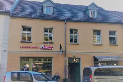 Mehrfamilienhaus mit Gewerbeeinheiten in Rheinsberg zimmer