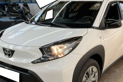 Toyota Aygo (X) 1.650 km 16.650 &euro; Oberwinter 53424