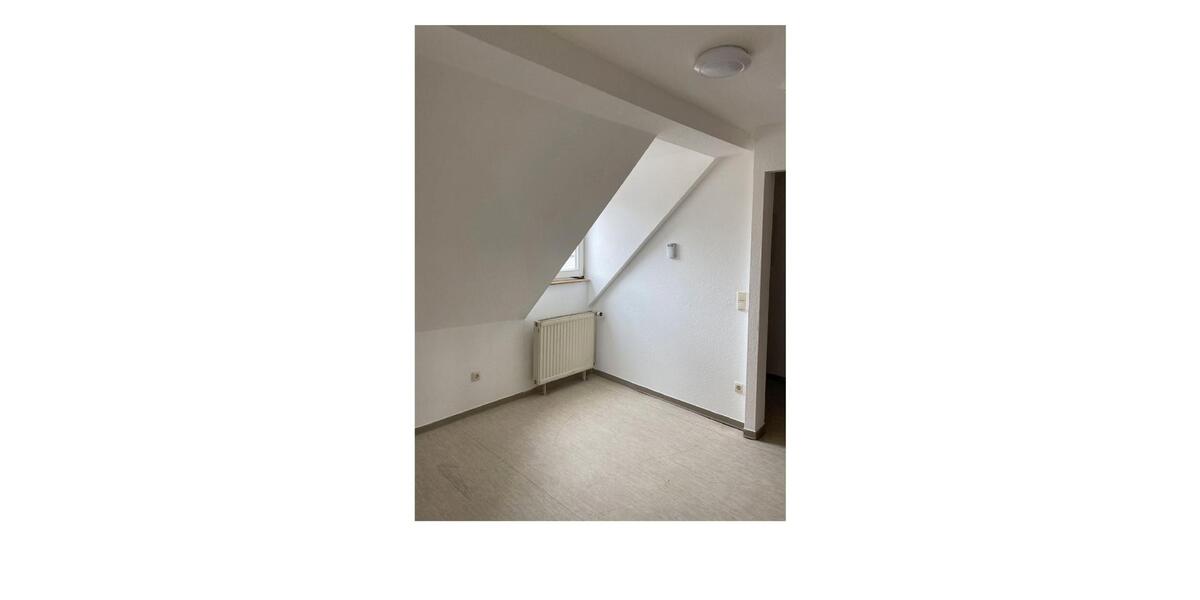 Dachgeschoßwohnung Hungen - 1 Zimmer, 39 m&sup2;, 380&euro; | Angebot:26295129