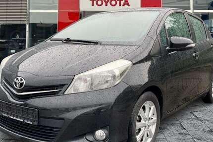 Toyota Yaris 175.937 km 4.000 € Dresden 01139