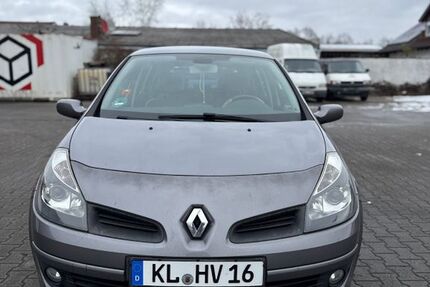 Renault Clio 288.000 km 2.400 &euro; Lambrecht 67466