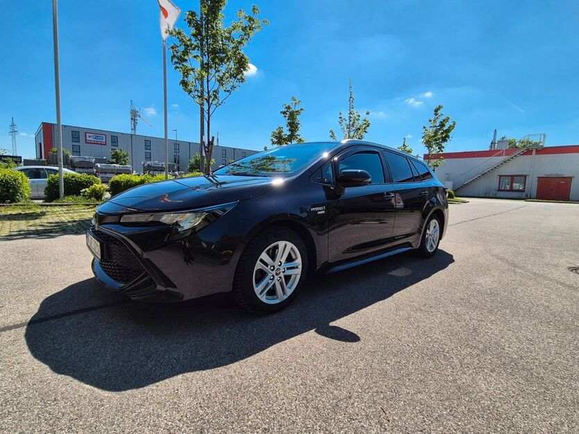 Toyota Corolla 117.500 km 18.999 € München 81243