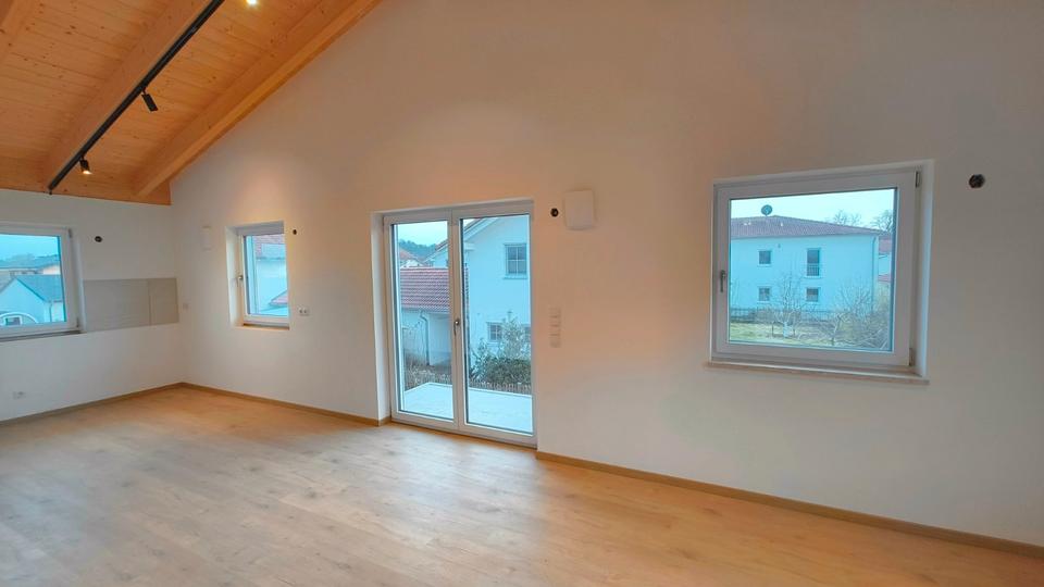 Etagenwohnung Tüßling - 2 Zimmer, 53 m&sup2;, 870&euro; | Angebot:25978834