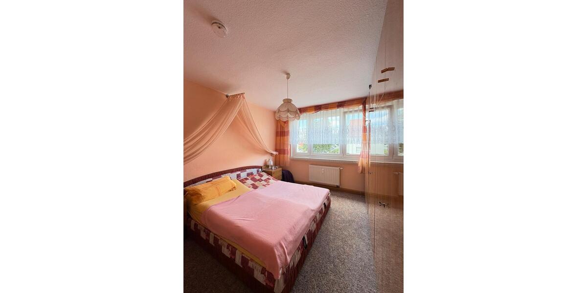 Etagenwohnung Treuen - 3 Zimmer, 56 m&sup2;, 35.000&euro; | Angebot:27222697