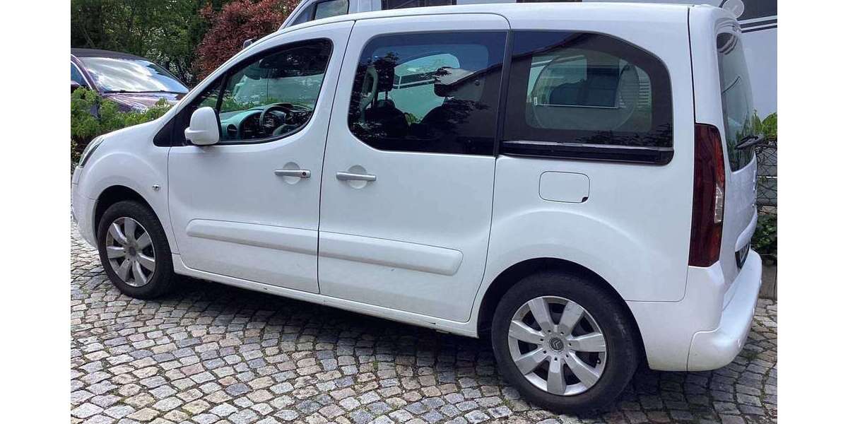 Citroen Berlingo 124.000 km 8.200 &euro; Bergkirchen 85232