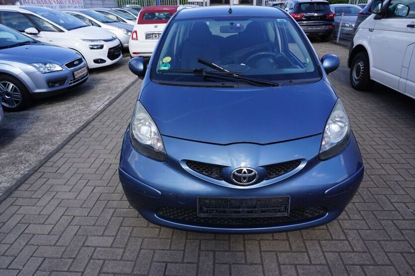 Aygo (X)