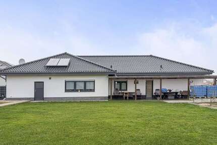 Haus zum Kaufen in Frankenberg (Eder) 525.000 € 172 m² 4 zimmer