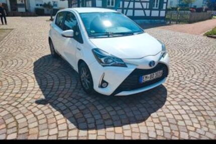 Toyota Yaris 106.000 km 12.400 € Denzlingen 79211