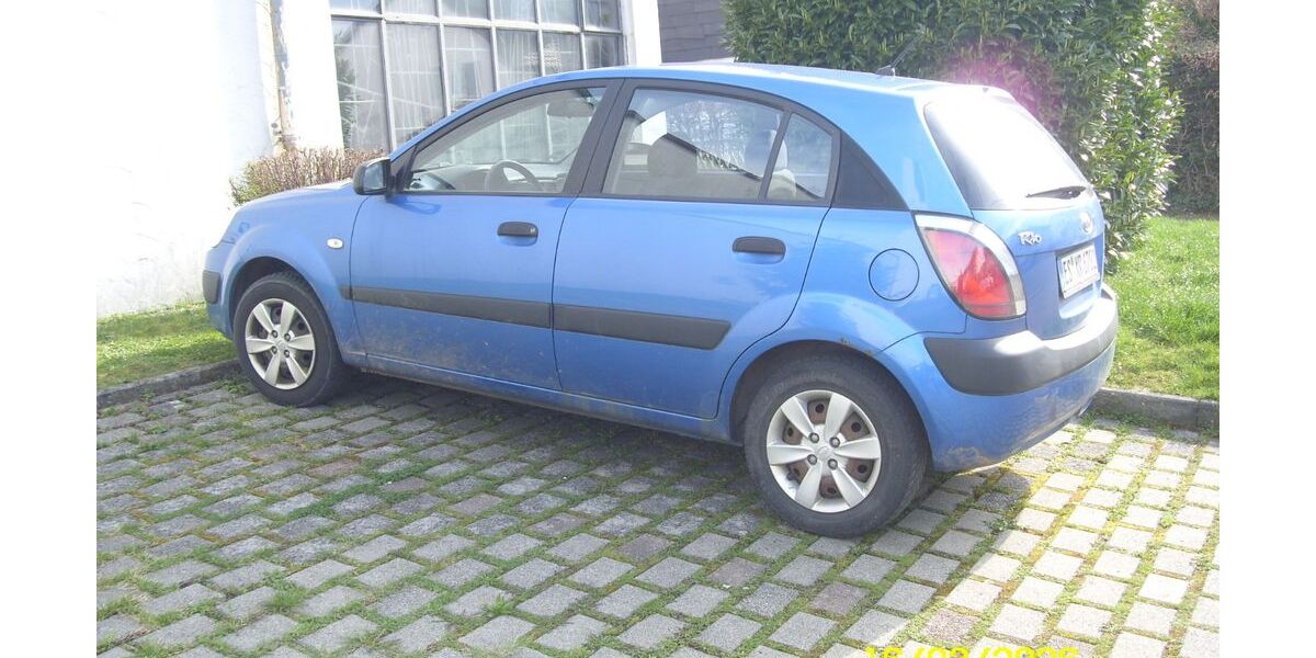 Kia Rio 219.000 km 590 &euro; Ostfildern 73760