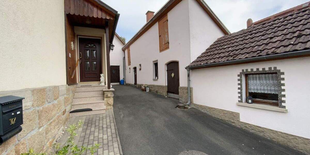 Einfamilienhaus Grabfeld Nordheim - 5 Zimmer, 100 m&sup2;, 85.000&euro; | Angebot:25730490