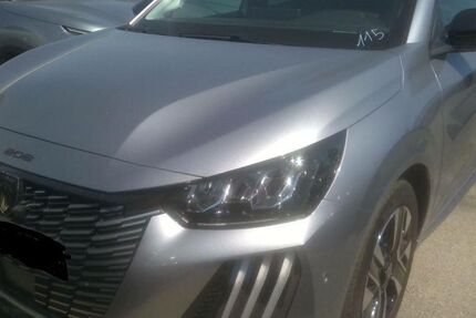 Peugeot 208 15.786 km 15.180 &euro; Rüsselsheim 65428