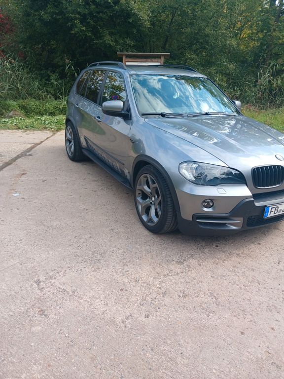 BMW X5 235.000 km 15.900 € Hirzenhain 63697