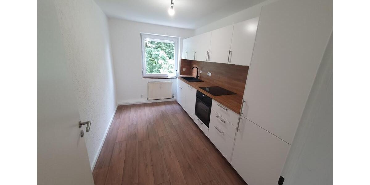 Etagenwohnung Lappersdorf - 3 Zimmer, 80 m&sup2;, 1.100&euro; | Angebot:25546638