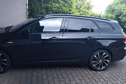 Fiat Tipo 49.899 km 14.200 &euro; Vettelschoß 53560