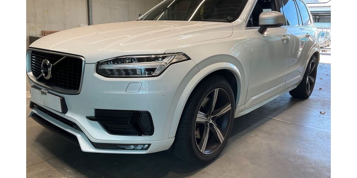 Volvo XC90 158.000 km 30.999 &euro; Mainburg 84048