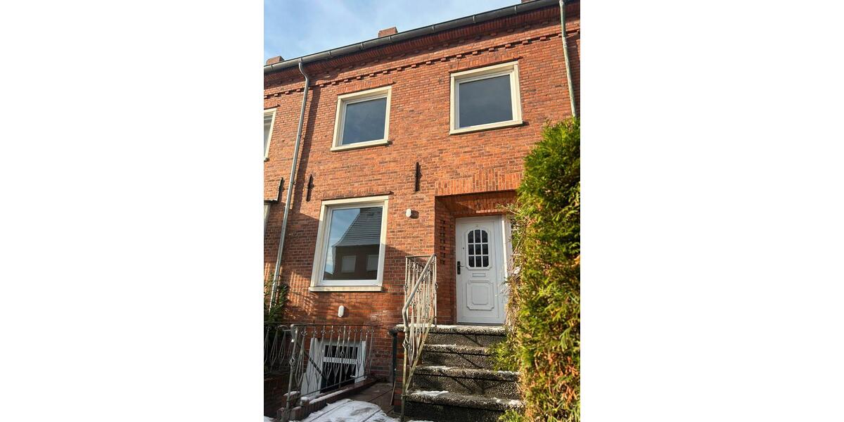 Reihenhaus Emden - 4 Zimmer, 125 m&sup2;, 1.100&euro; | Angebot:26255440