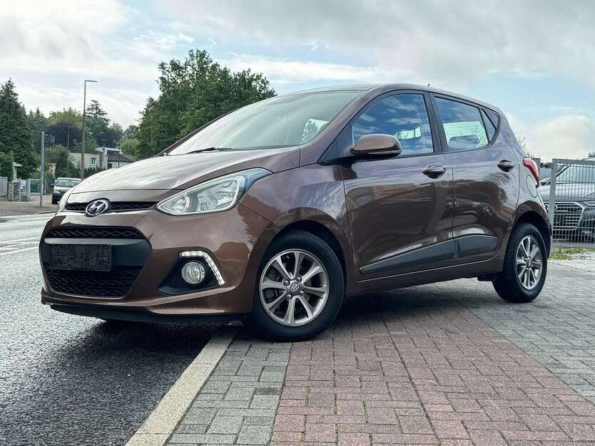 i10