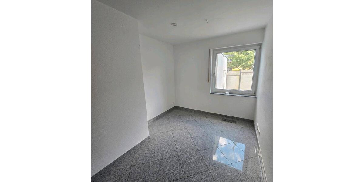 Erdgeschoßwohnung Plüderhausen - 4 Zimmer, 94 m&sup2;, 370.000&euro; | Angebot:26994523