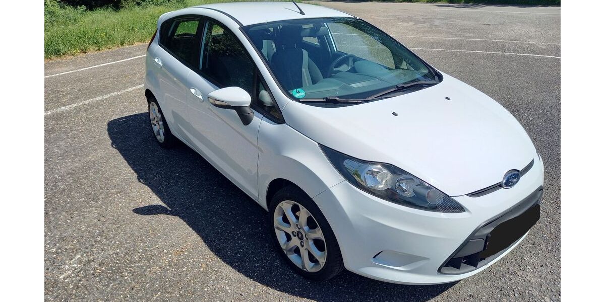 Ford Fiesta 145.600 km 3.100 &euro; Ötigheim 76470