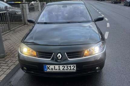 Renault Laguna 185.000 km 1.200 &euro; Köln 51061