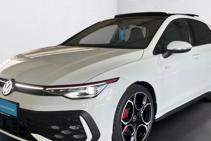 VW Golf 1.644 km 48.886 &euro; Northeim 37154