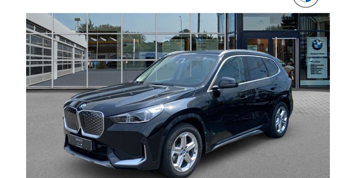 BMW iX1 3.670 km 52.850 &euro; Ahaus 48683