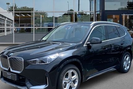 BMW iX1 5.328 km 52.350 &euro; Ahaus 48683
