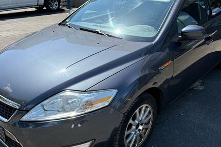 Ford Mondeo 310.000 km 990 &euro; Köln 50739