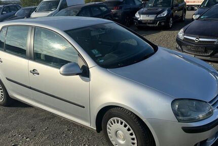 VW Golf 234.000 km 650 &euro; Wetzlar 35576