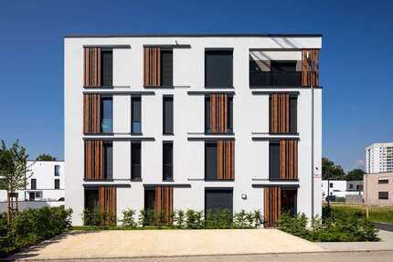 Wohnung Neu-Ulm Ulm - 2 Zimmer, 63 m&sup2;, 950&euro; | Angebot:25592041