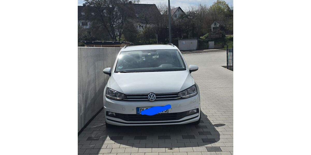 VW Touran 128.000 km 15.900 &euro; Wittislingen 89426