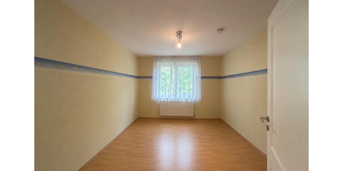 Etagenwohnung Schramberg - 4 Zimmer, 75 m&sup2;, 164.000&euro; | Angebot:27111025