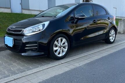 Kia Rio 65.000 km 8.999 &euro; Dormagen 41539