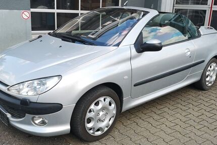 Peugeot 206 185.000 km 950 &euro; Ofterdingen 72131
