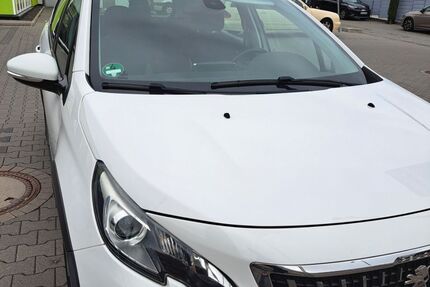 Peugeot 2008 91.000 km 8.200 &euro; Mannheim 68309