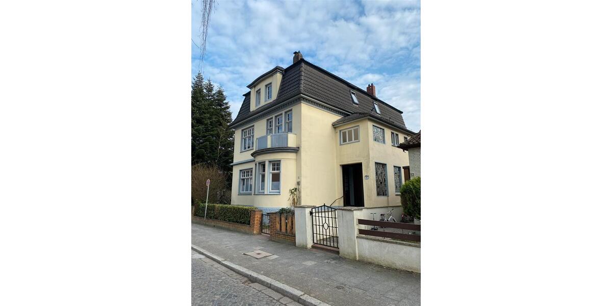 Etagenwohnung Delmenhorst - 4 Zimmer, 106 m&sup2;, 1.100&euro; | Angebot:25904594