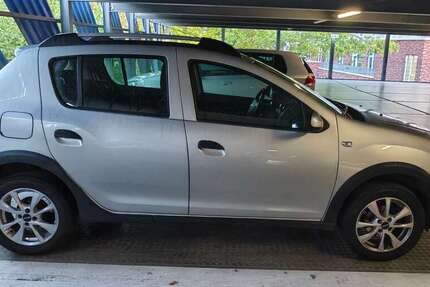 Dacia Sandero 137.000 km 6.100 € Frankfurt am Main 60437