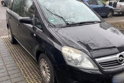 Opel Zafira 180.000 km 2.999 &euro; Recklinghausen 45665