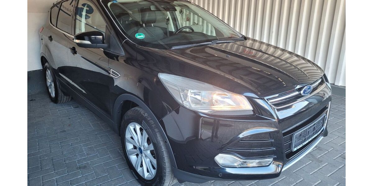 Ford Kuga 132.308 km 7.950 &euro; Berlin 12277