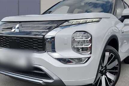 Mitsubishi Outlander 36.824 km 46.990 &euro; Helgoland 27498
