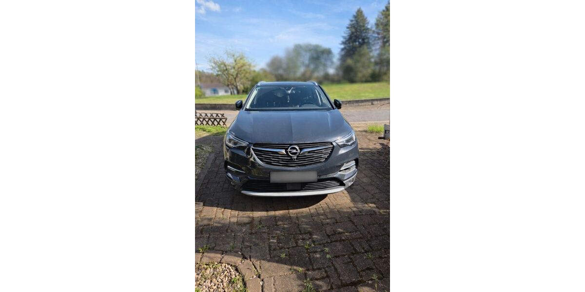 Opel Grandland (X) 147.000 km 12.000 &euro; Losheim am See 66679