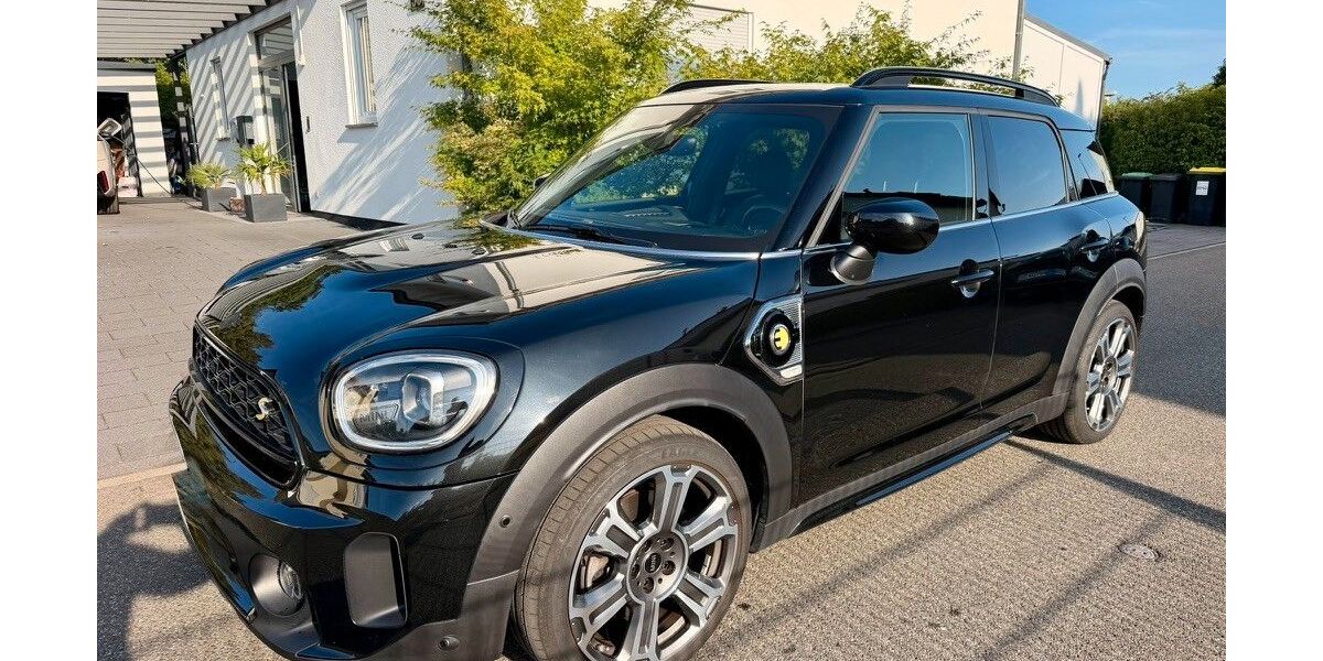 Mini Countryman SE (Cooper) 22.800 km 30.000 &euro; Neunkirchen 66540