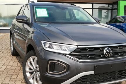 VW T-Roc 1.030 km 33.900 &euro; Helmstedt 38350