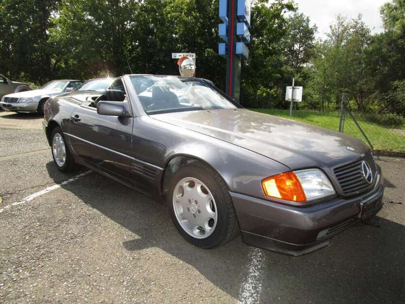 SL 320