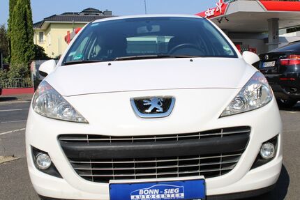 Peugeot 207 92.000 km 3.850 &euro; Bonn 53179