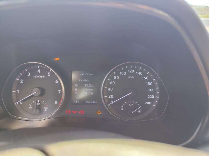i30
