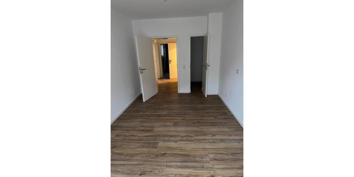 Erdgeschoßwohnung Wuppertal Gemarkung Elberfeld - 1 Zimmer, 63 m&sup2;, 690&euro; | Angebot:24951262