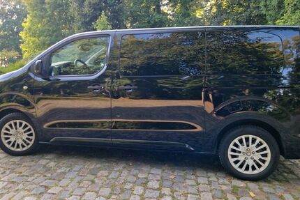 Peugeot Traveller 129.900 km 23.490 &euro; Achim 28832