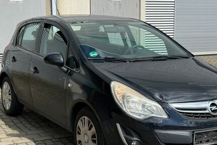 Opel Corsa 114.884 km 2.500 &euro; Düren 52351