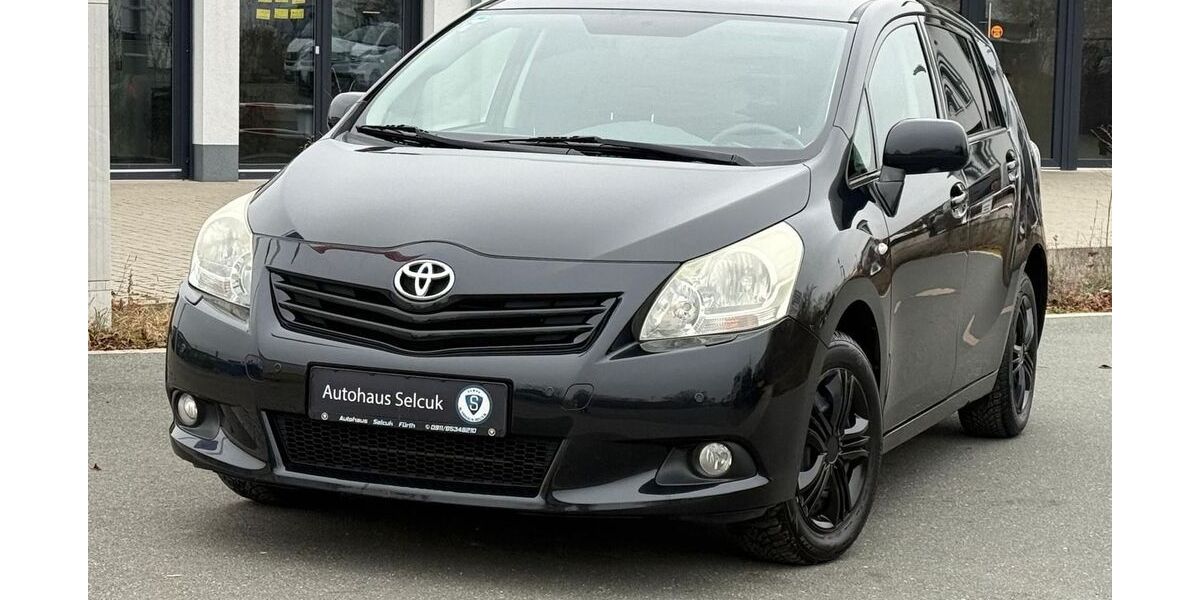 Toyota Verso 196.000 km 6.990 &euro; Fürth (bei Nürnberg) 90768